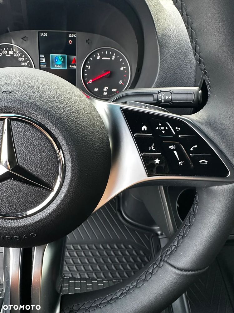 Mercedes-Benz Sprinter - 19