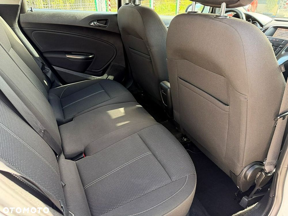 Opel Astra - 9