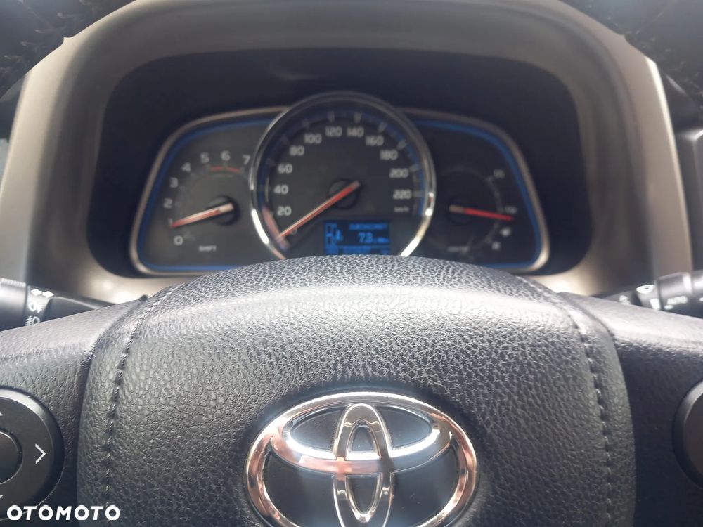 Toyota RAV4 2.2 D-4D 4x4 Executive - 18