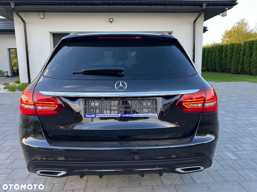 Mercedes-Benz Klasa C 220 d 4Matic 9G-TRONIC AMG Line - 5