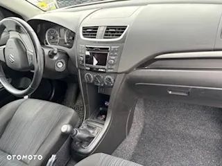 Suzuki Swift - 17