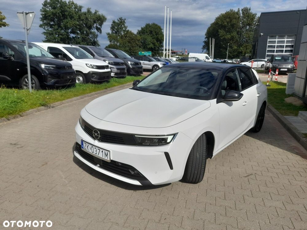 Opel Astra 1.2 T Elegance S&S - 9