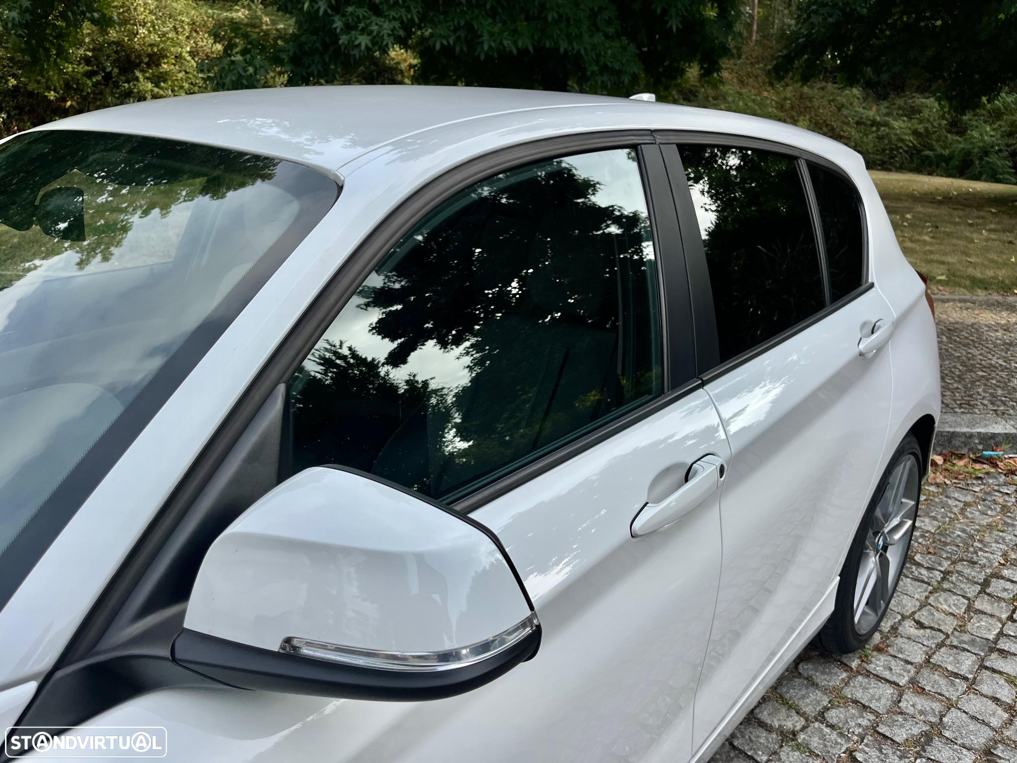 BMW 116 d EDynamics Line Urban - 9