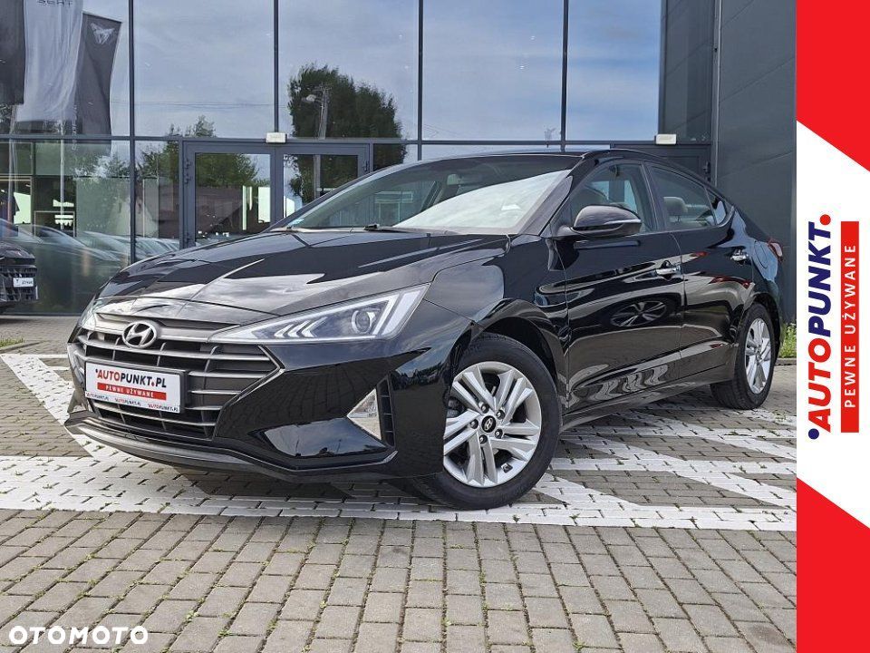 Hyundai Elantra - 1