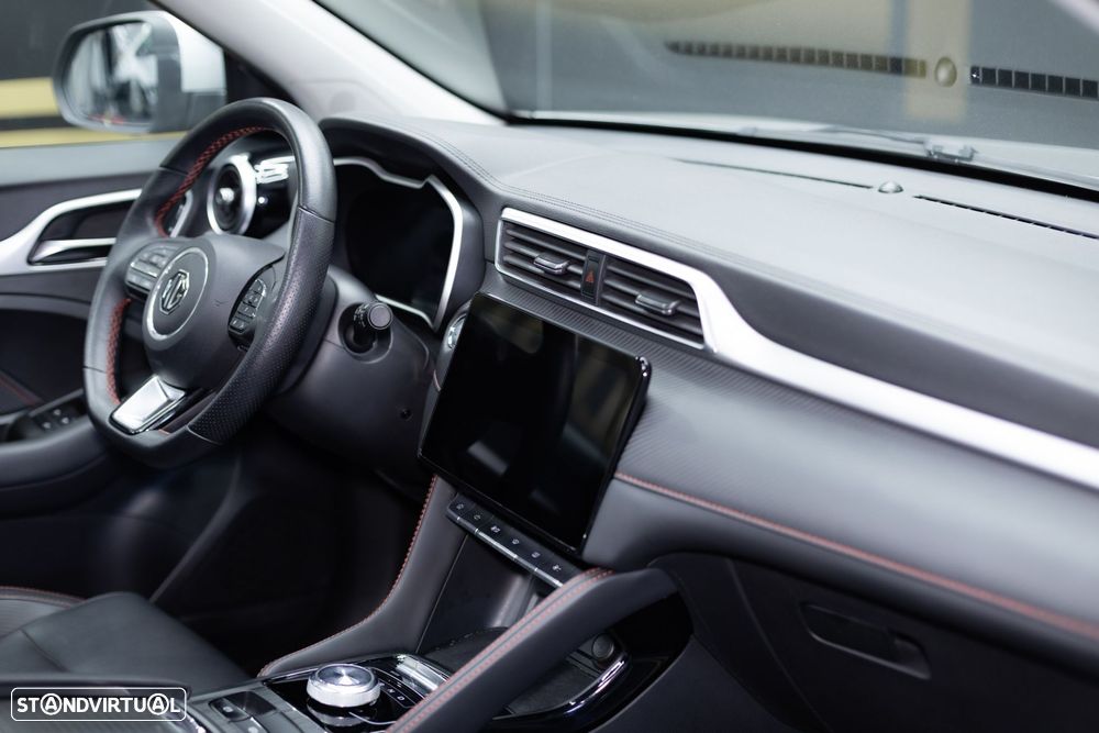 MG ZS EV 72.6 kWh Luxury - 23