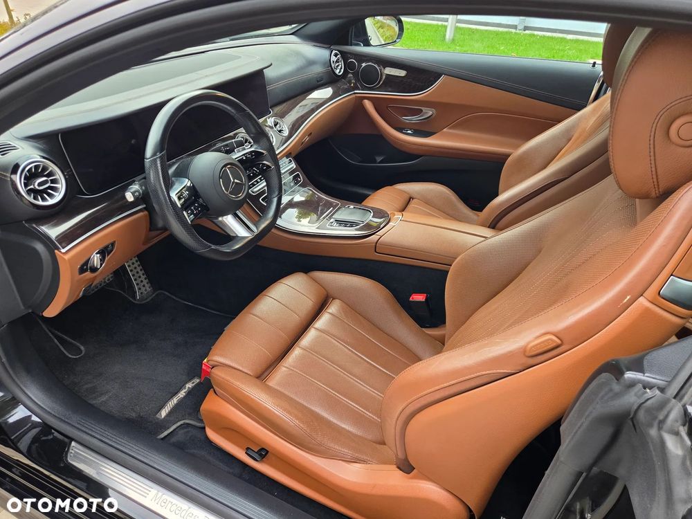 Mercedes-Benz Klasa E 400 d 4Matic 9G-TRONIC AMG Line - 23