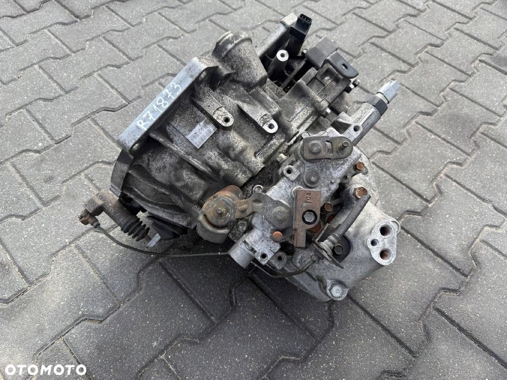 SKRZYNIA BIEGÓW 1.4 R71873 KIA RIO 2008 - 2