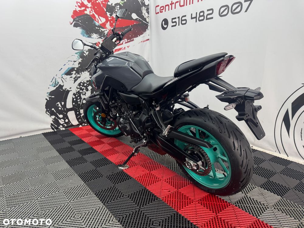 Yamaha MT - 8