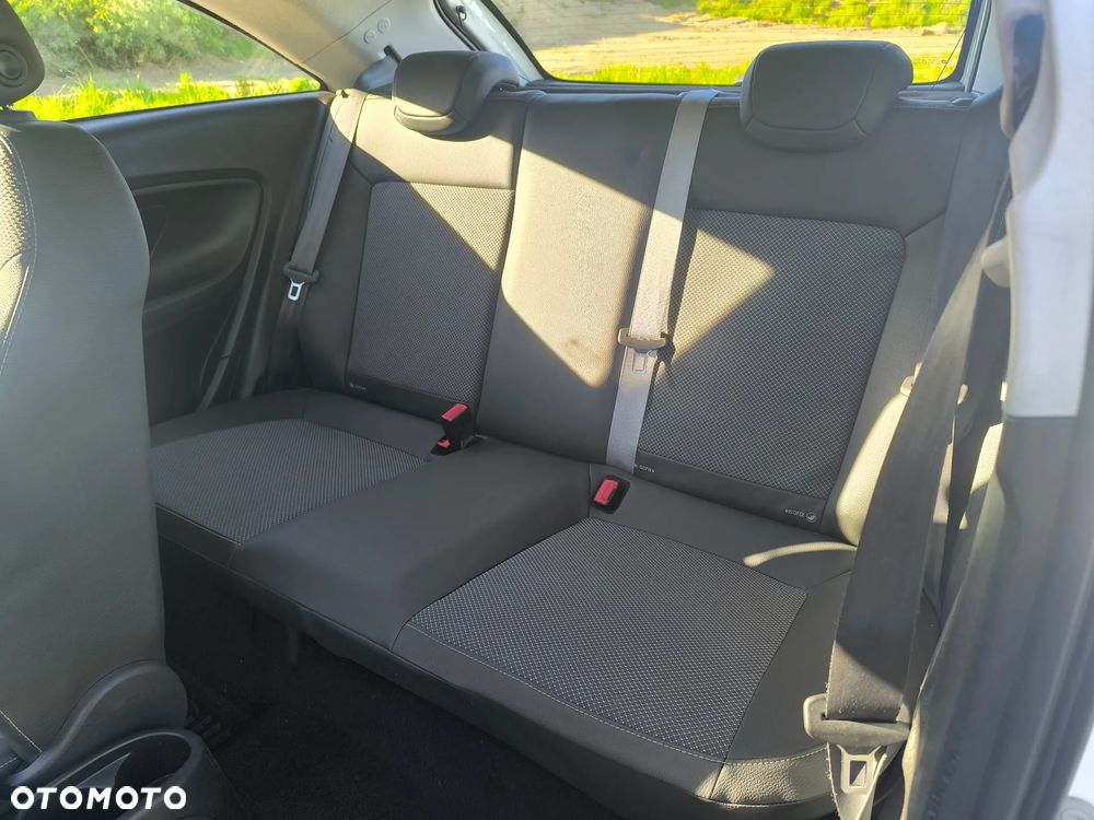 Opel Corsa - 10