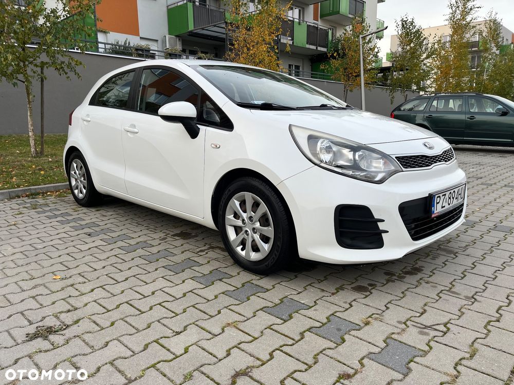 Kia Rio 1.2 L - 21