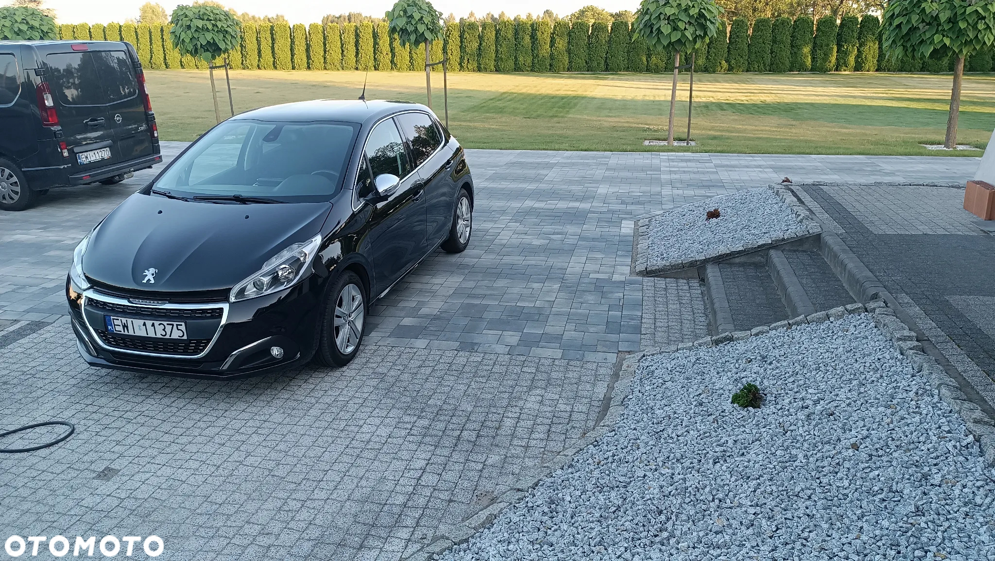 Peugeot 208 PureTech 110 Stop & Start Allure - 15