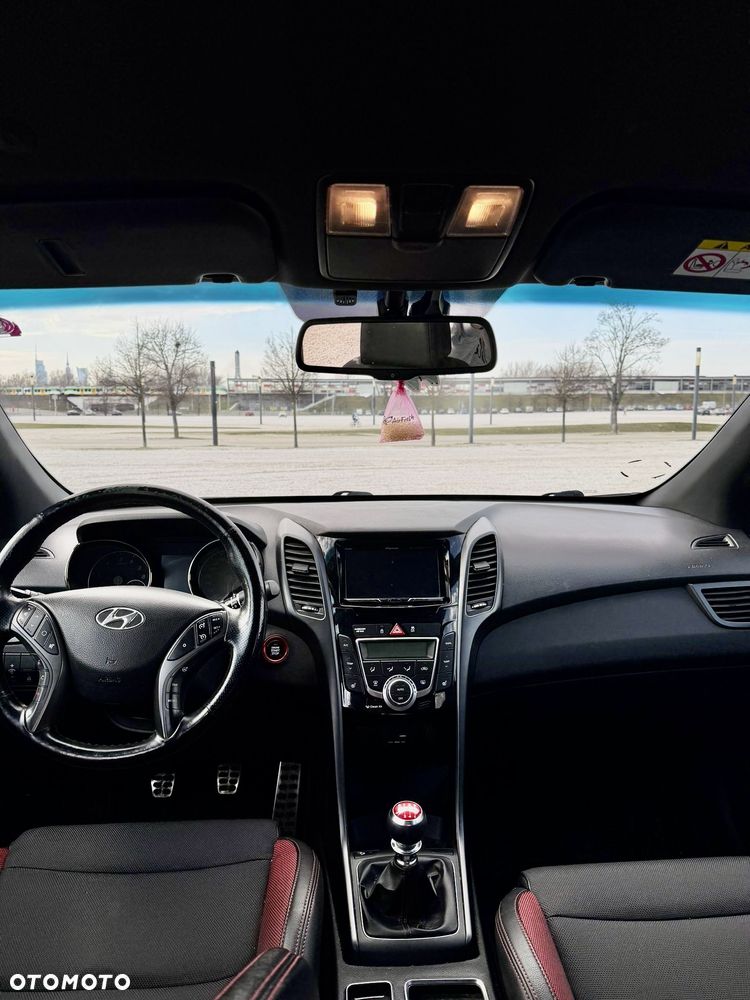 Hyundai i30 1.6 T GDI Turbo - 16