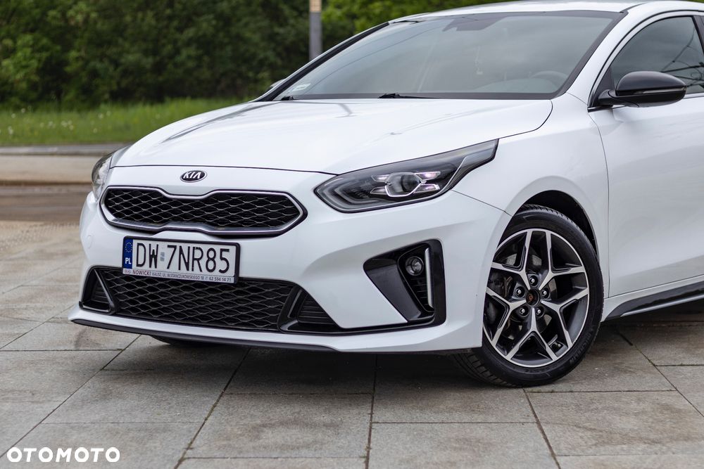 Kia ProCeed - 7