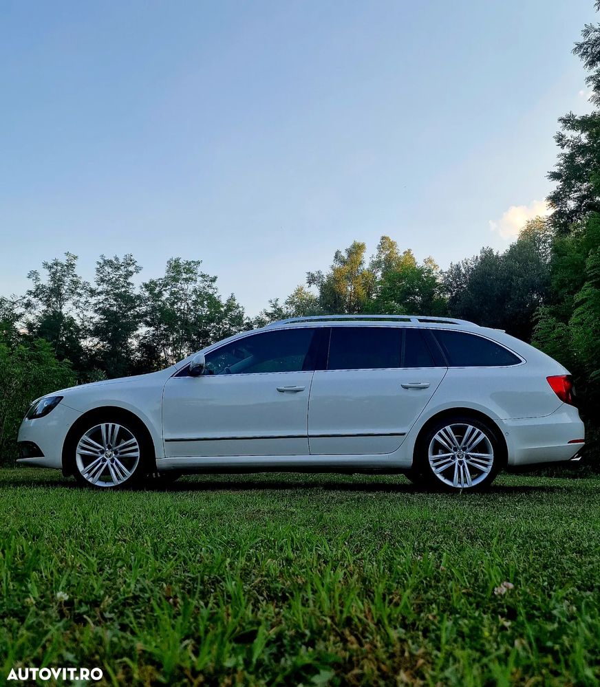Skoda Superb 2.0 TDI Green tec 4x4 DSG Elegance - 20