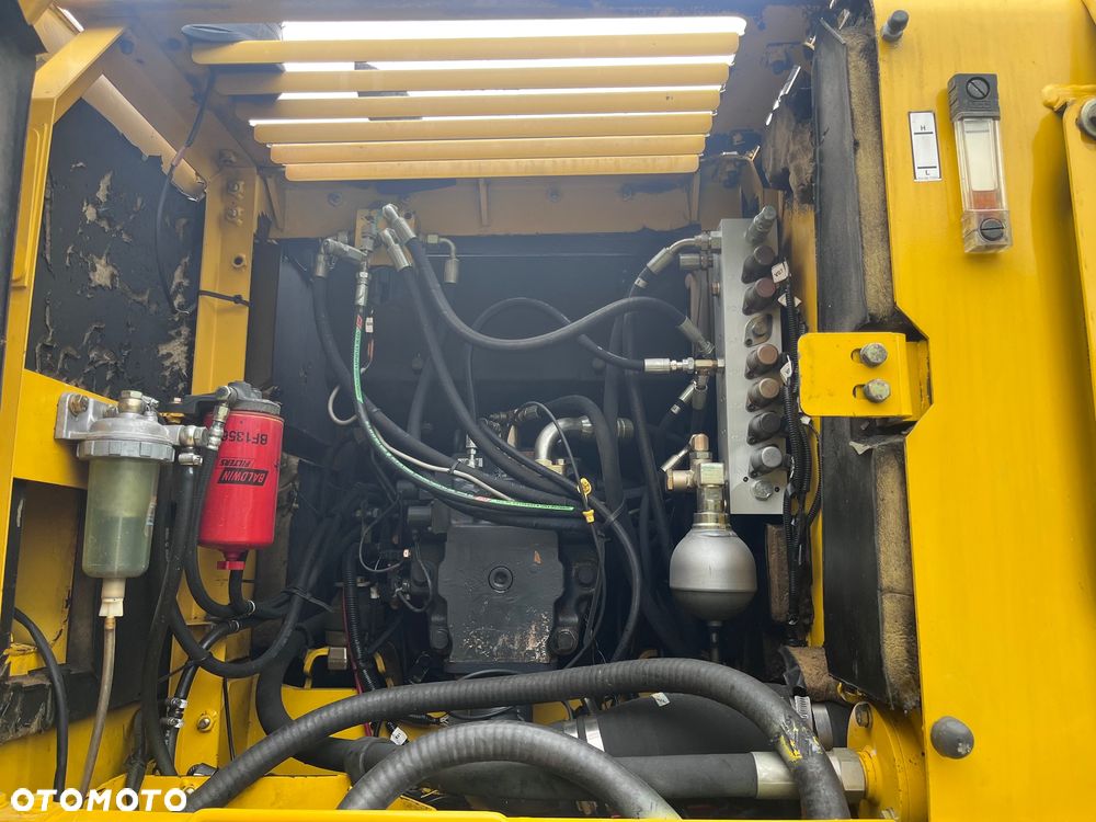 Komatsu PW160ES-7 - 16