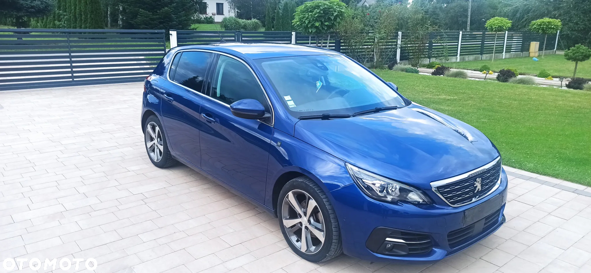 Peugeot 308 BlueHDi 130 EAT8 GT - 17