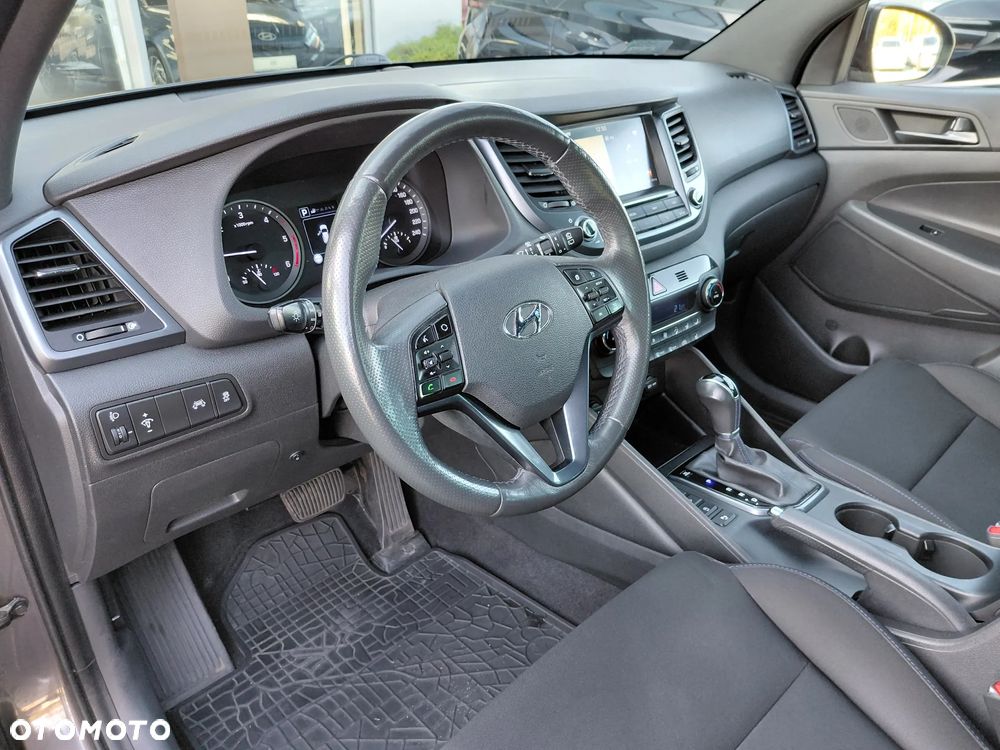 Hyundai Tucson 1.7 CRDI BlueDrive Comfort 2WD DCT - 14