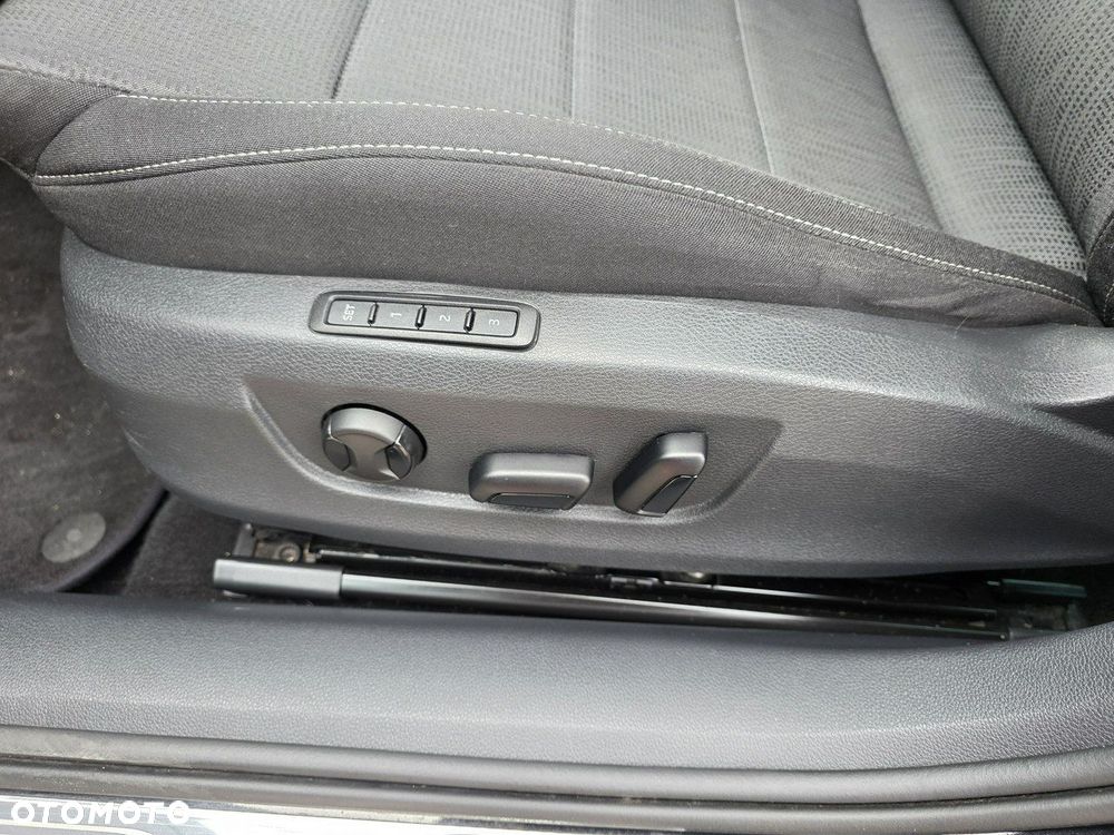 Skoda Superb 2.0 TDI SCR 4x4 Ambition DSG - 11