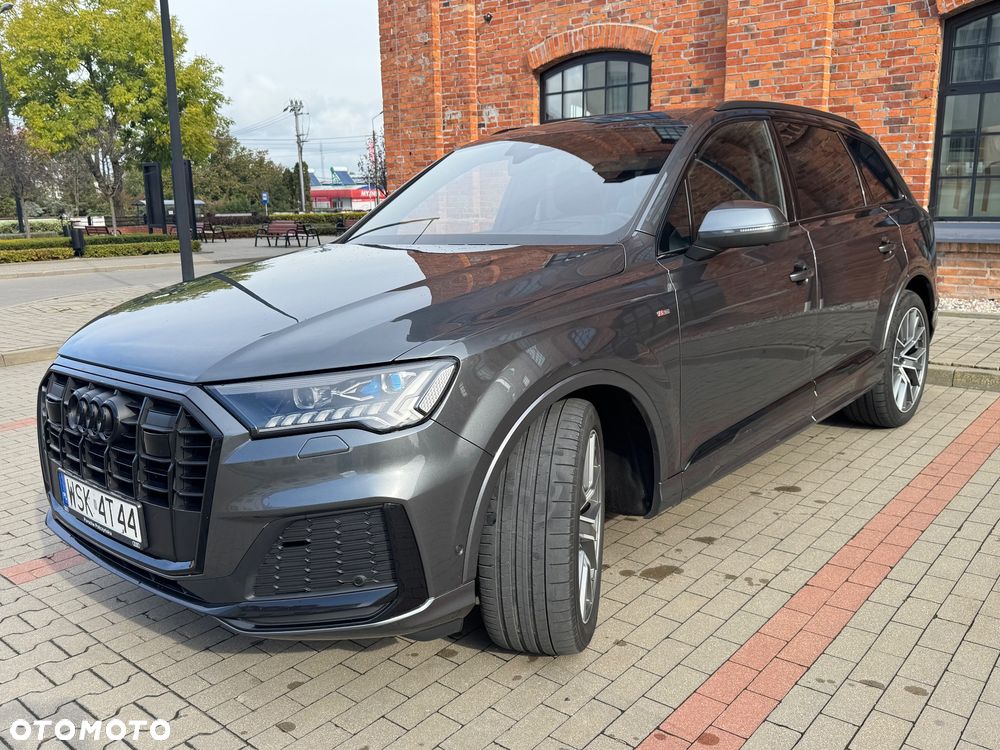 Audi Q7 2021 photo 4