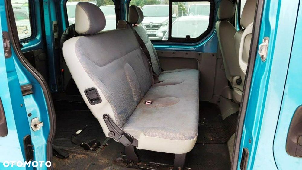 Renault Trafic - 10