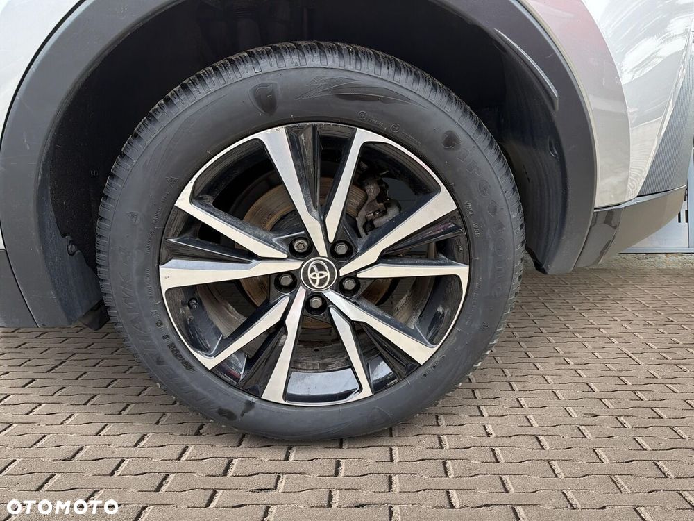 Toyota C-HR - 16