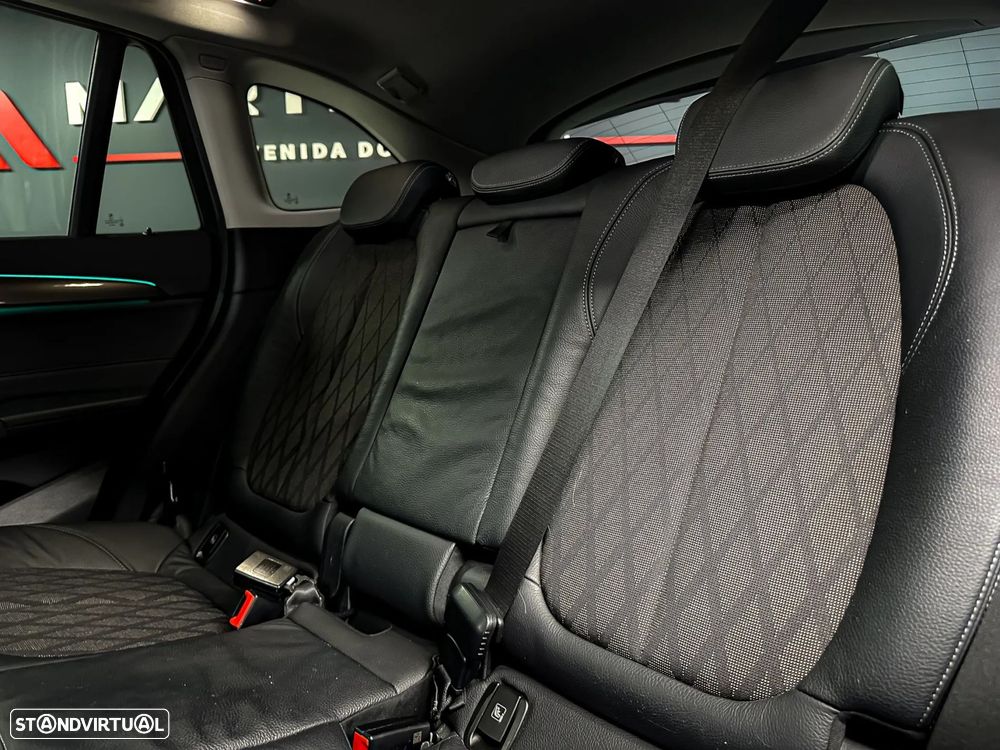BMW X1 25 e xDrive xLine - 10