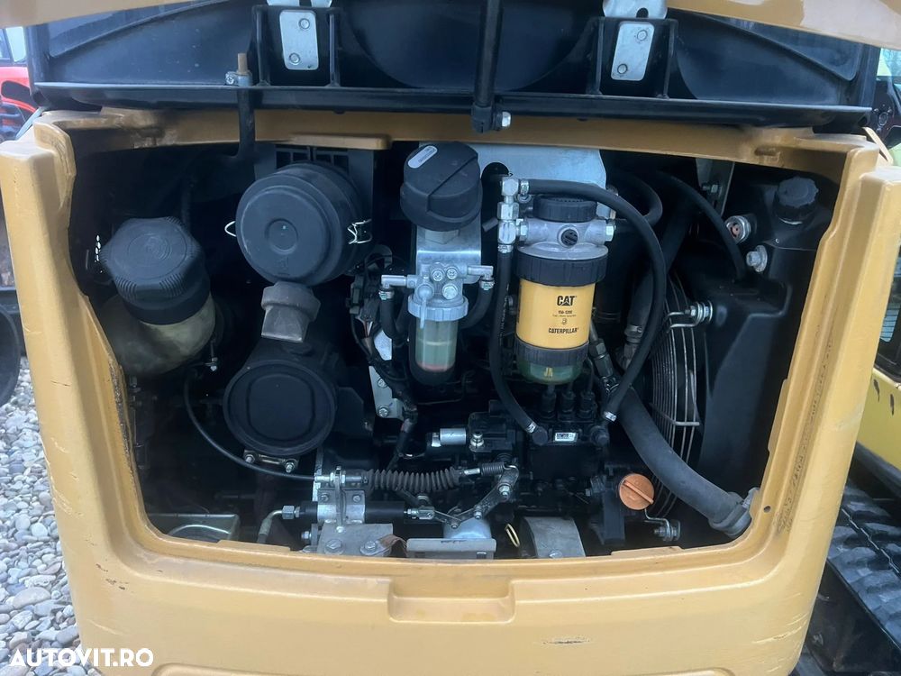 Caterpillar 301,7D - 9