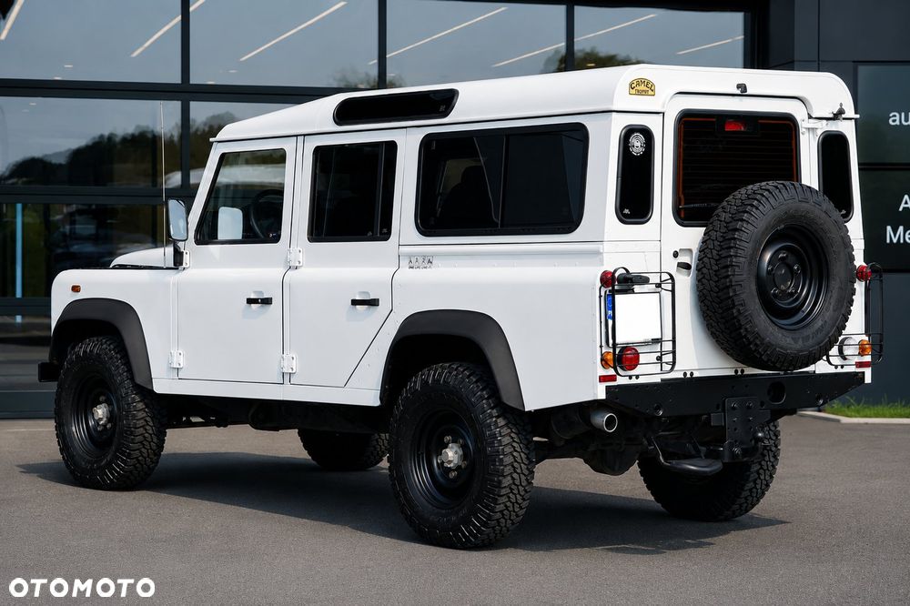 Land Rover Defender 2.4 TD4 SE - 6