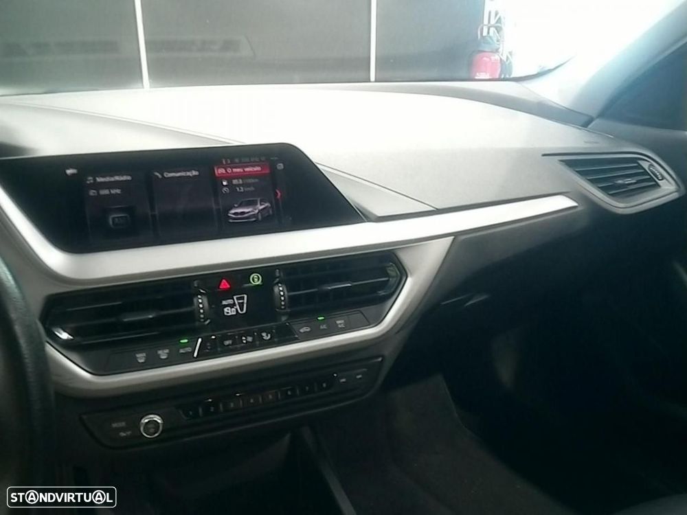 BMW 116 d Auto - 7