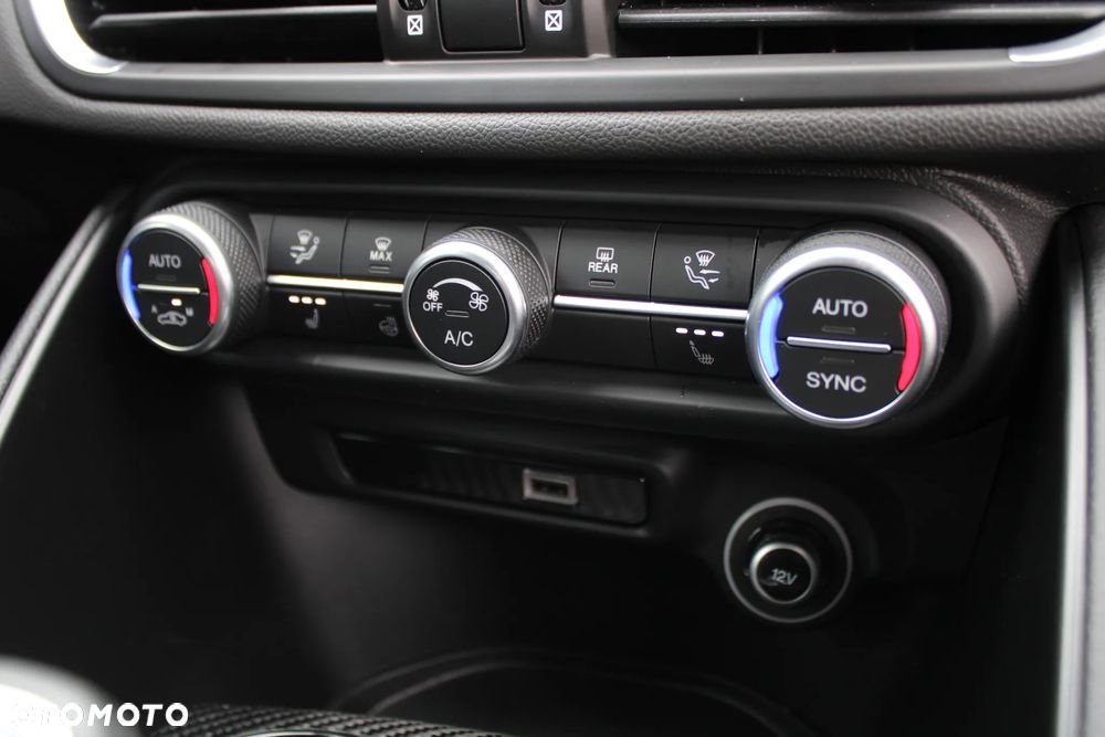 Alfa Romeo Giulia - 30