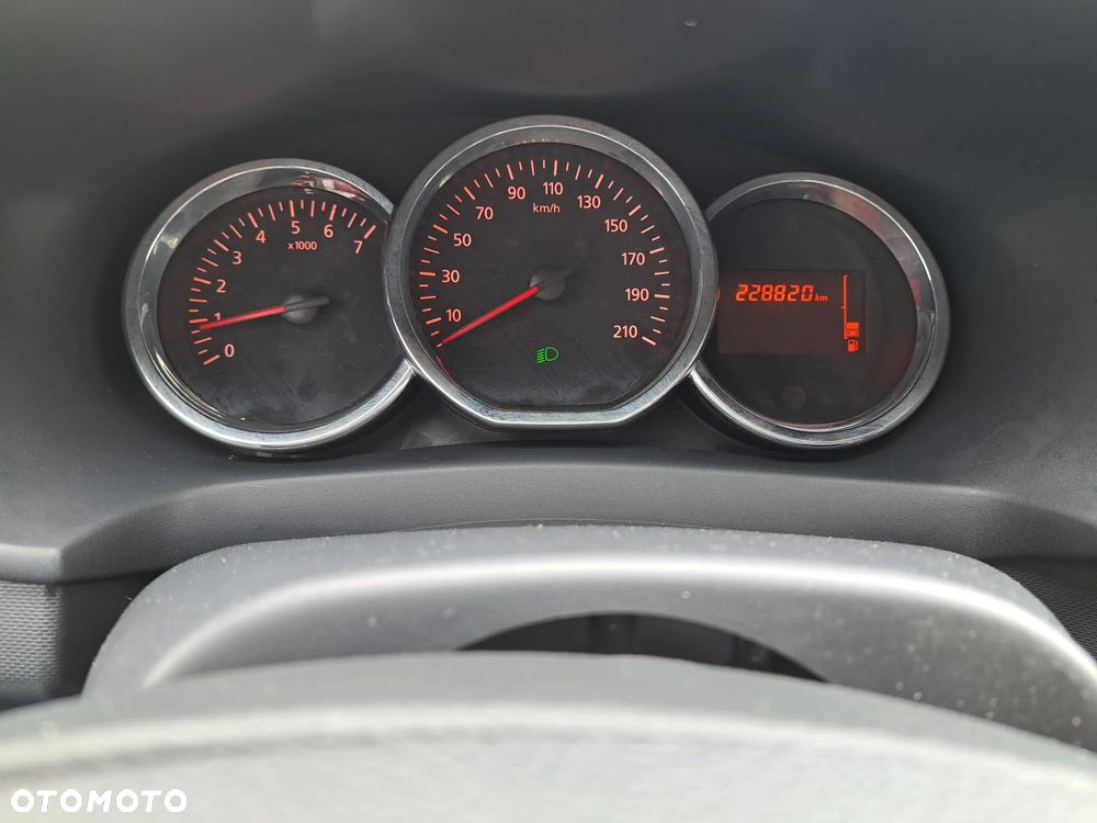 Dacia Sandero - 6