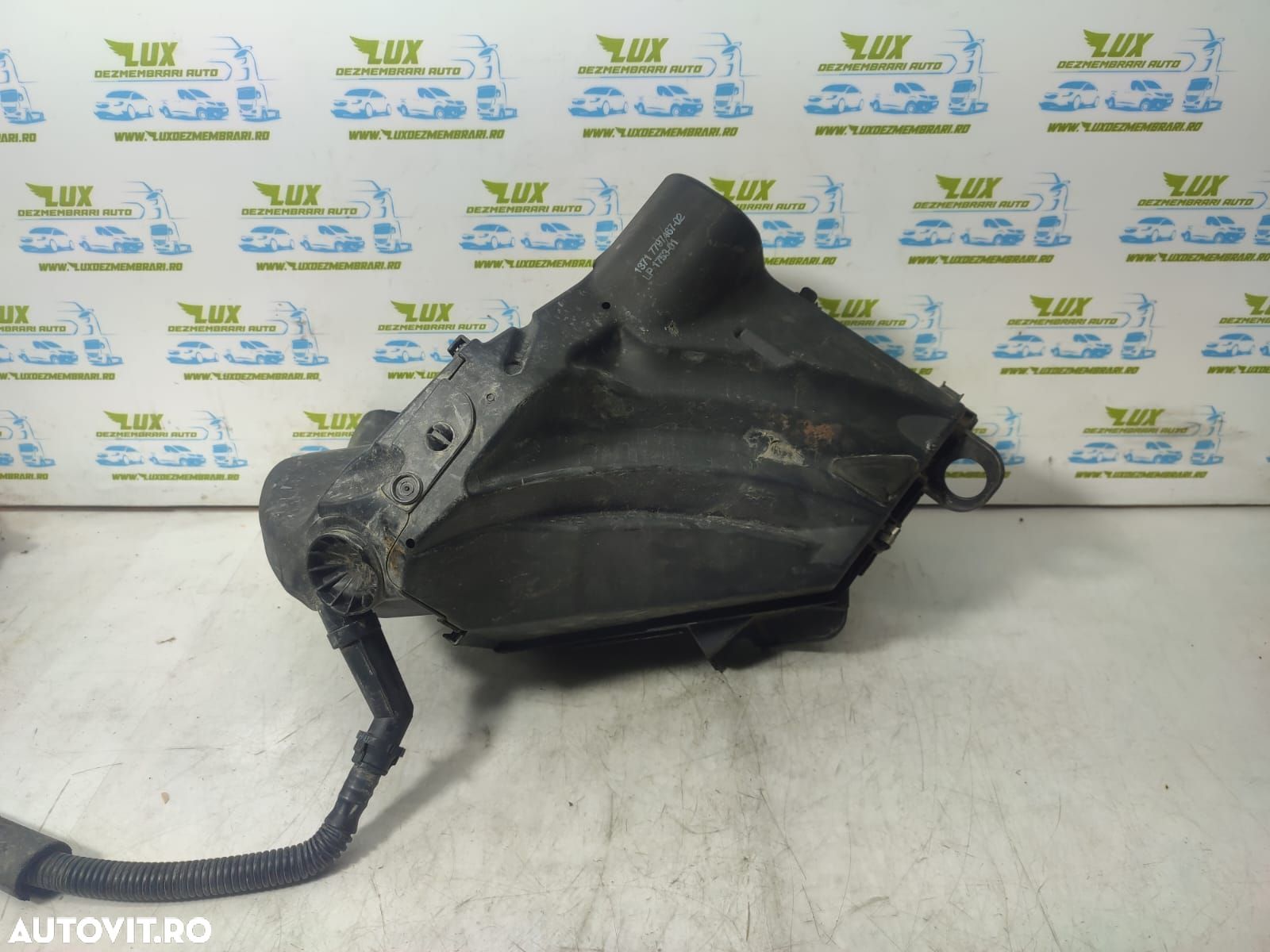 Carcasa filtru aer 13717797467-02 BMW Seria 3 E90 [2004 - 2010] - 1