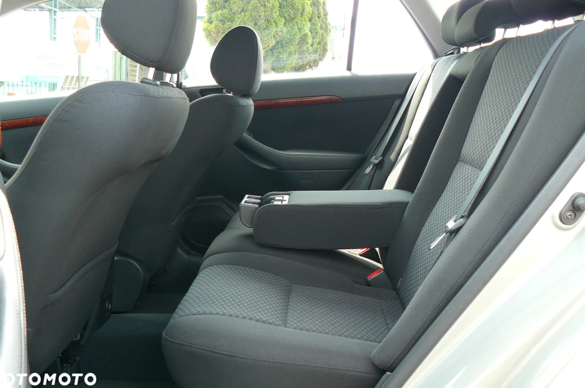Toyota Avensis - 30