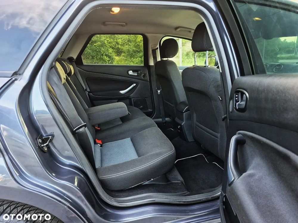 Ford Mondeo 1.6 Titanium - 17