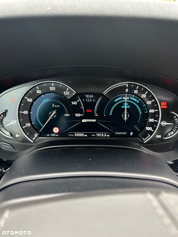 BMW Seria 5 530e iPerformance xDrive Sport - 9