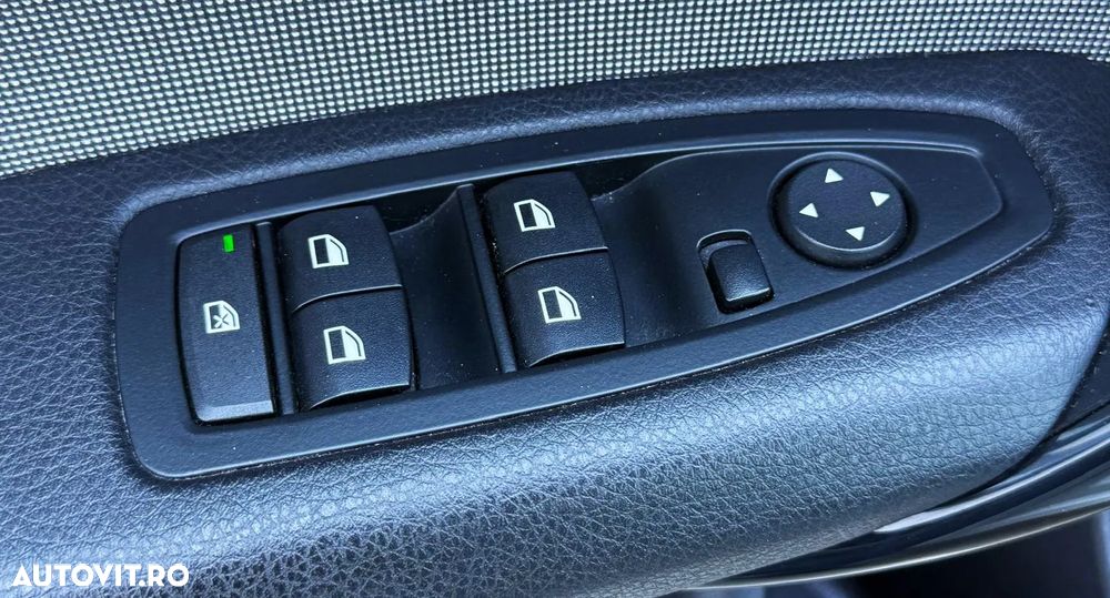 BMW Seria 1 118d xDrive Urban Line - 24