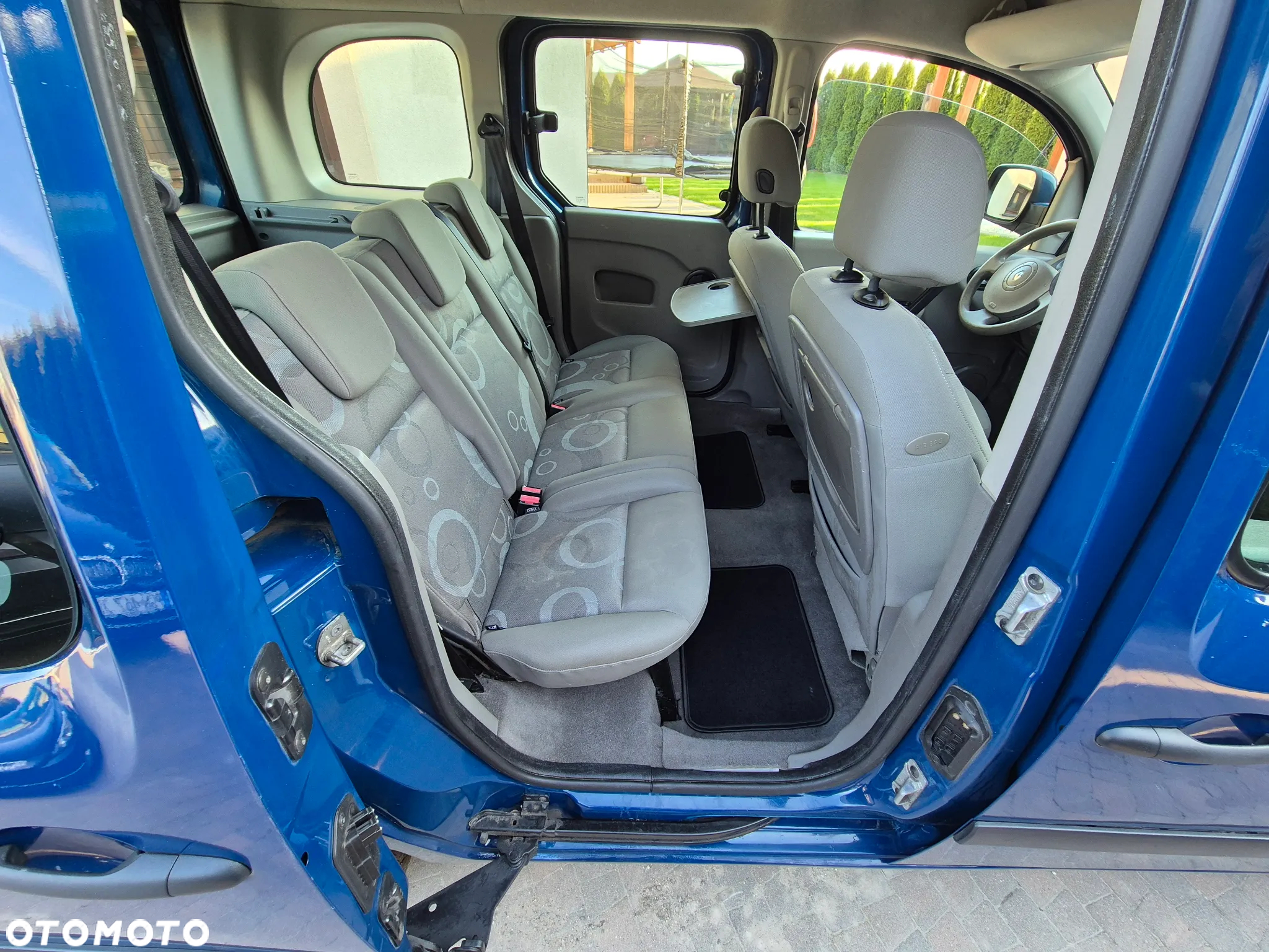 Renault Kangoo 1.6 8V 90 Happy Family - 25