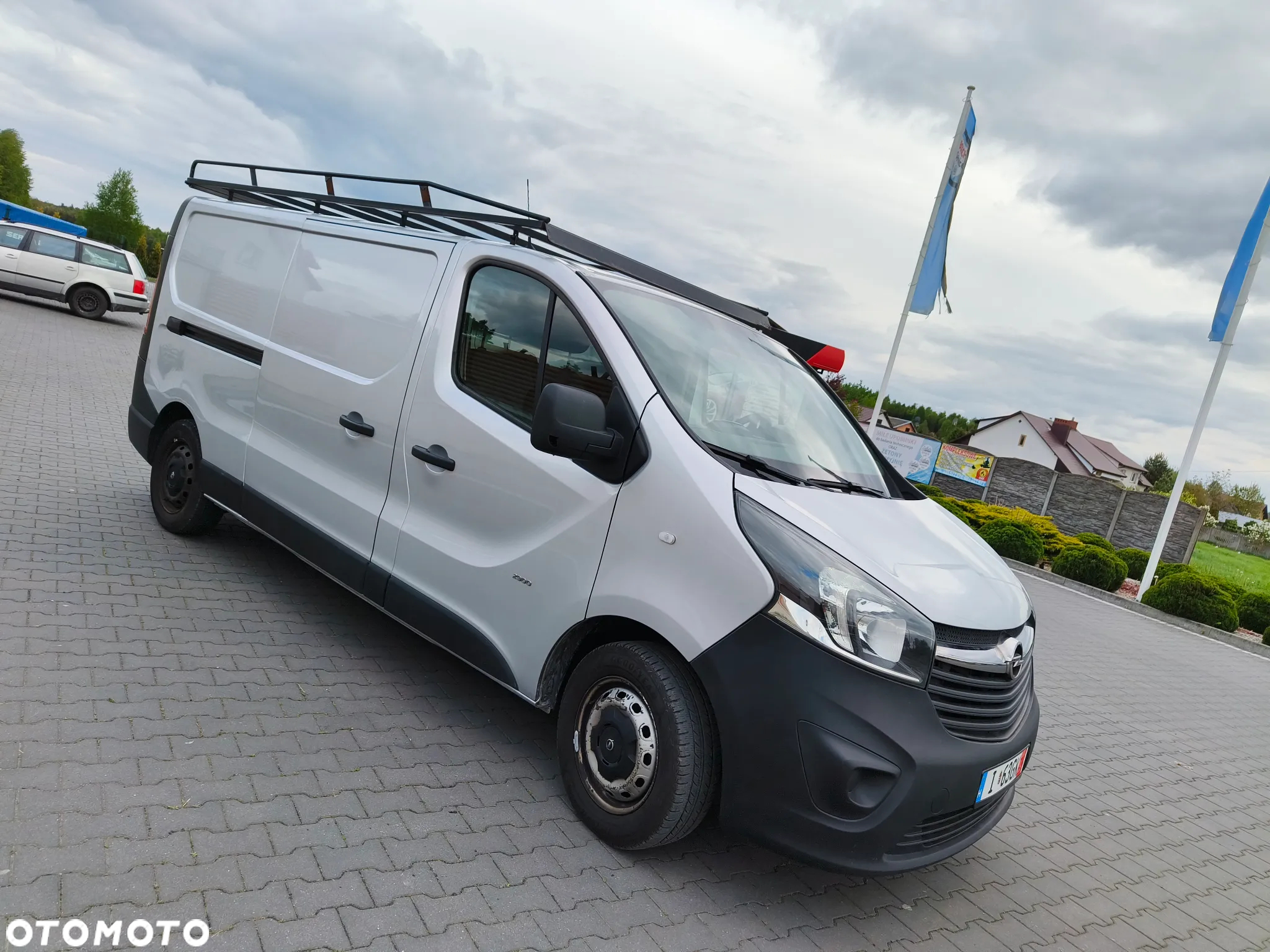 Opel Vivaro L2H1 - 12