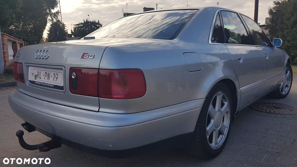 Audi S8 4.2 Quattro - 6