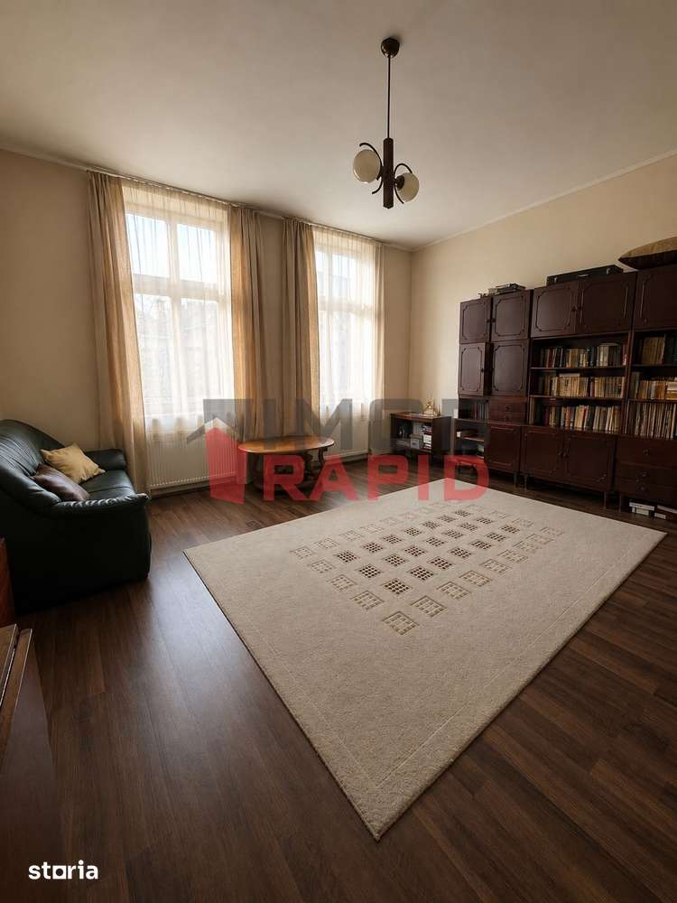 Apartament/imobil istoric 84 mp str. Gheorghe Șincai (lângă primărie) — fotografia 1