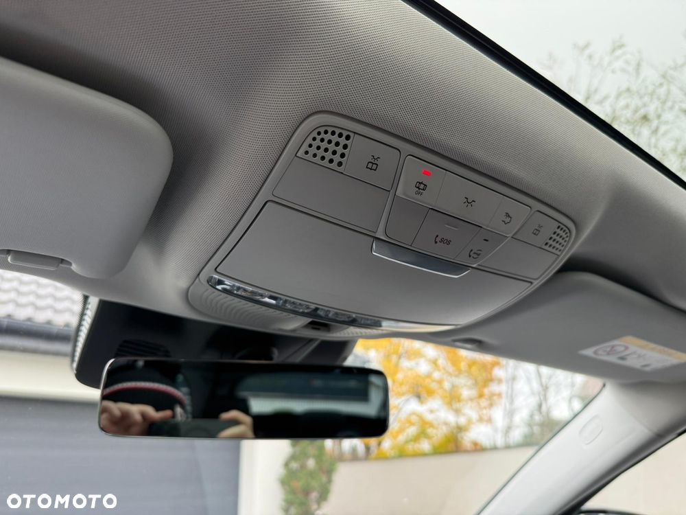 Mercedes-Benz Klasa E 200 4Matic 9G-TRONIC AMG Line - 24