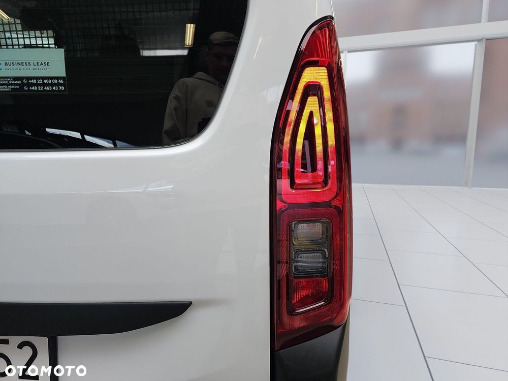 Opel Combo 1.5 DT Edition 102KM - 27