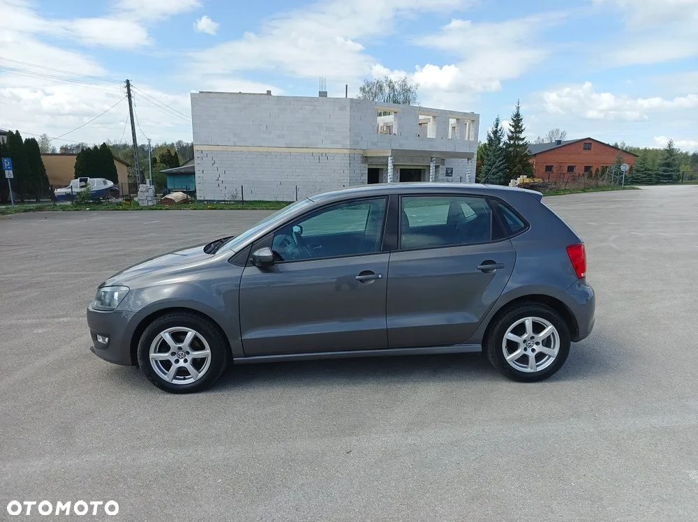Volkswagen Polo 1.4 16V Comfortline - 5