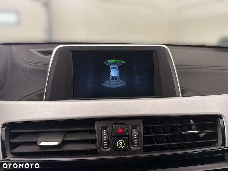 BMW X2 sDrive18i GPF - 16