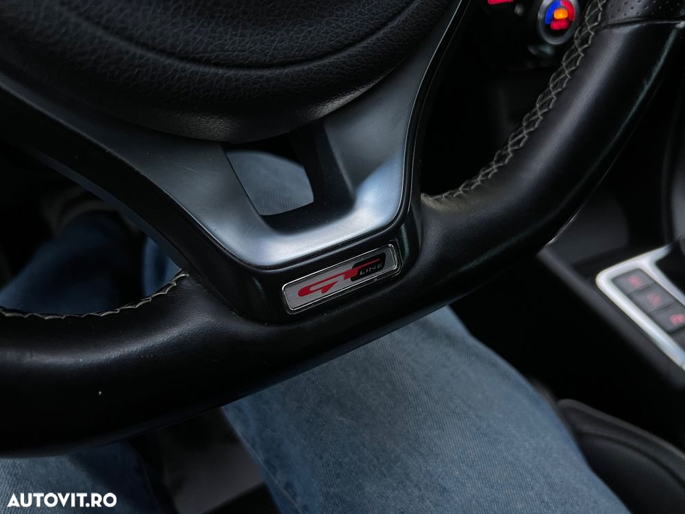 Kia Sportage 2.0 CRDI 2WD Attract - 21