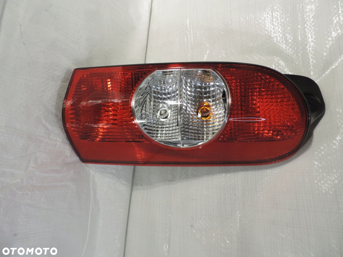 LAMPA TYŁ PRAWA MASTER II OPEL MOVANO A NOWA - 2