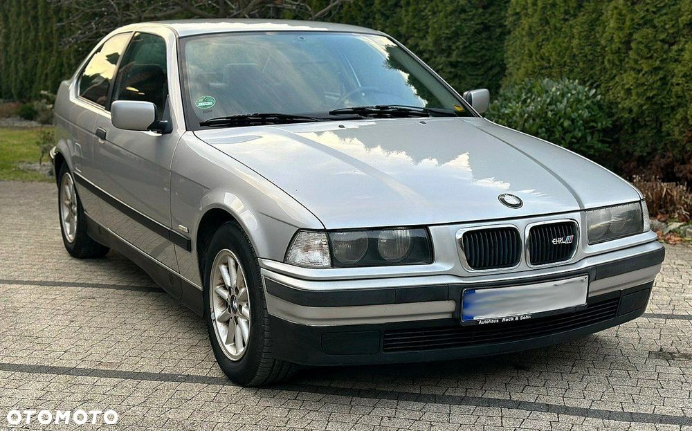 BMW Seria 3 316i - 21