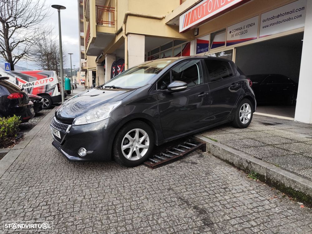 Peugeot 208 1.2 PureTech Active - 1