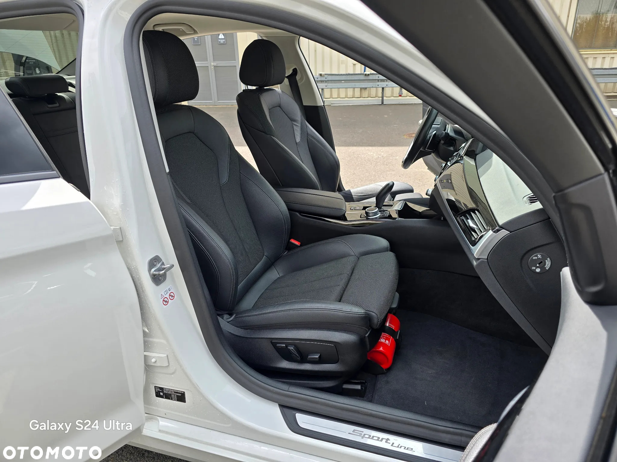 BMW Seria 5 530e iPerformance Luxury Line sport - 11