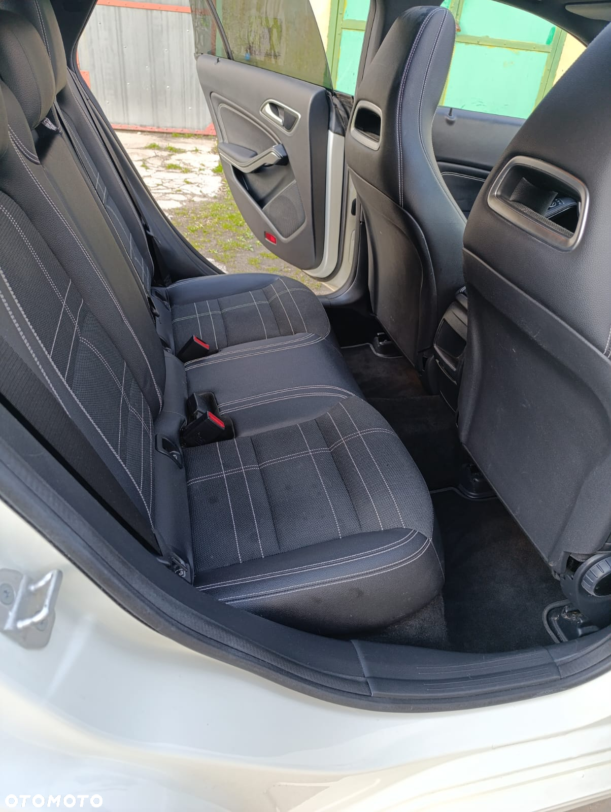 Mercedes-Benz CLA 180 - 11